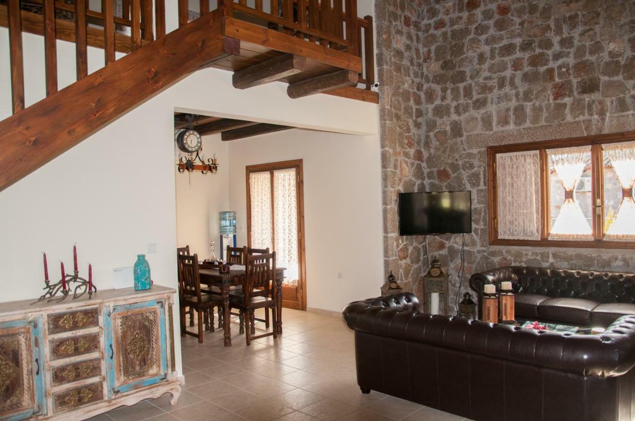 ניאה אפידאורוס Villa Argie מראה חיצוני תמונה